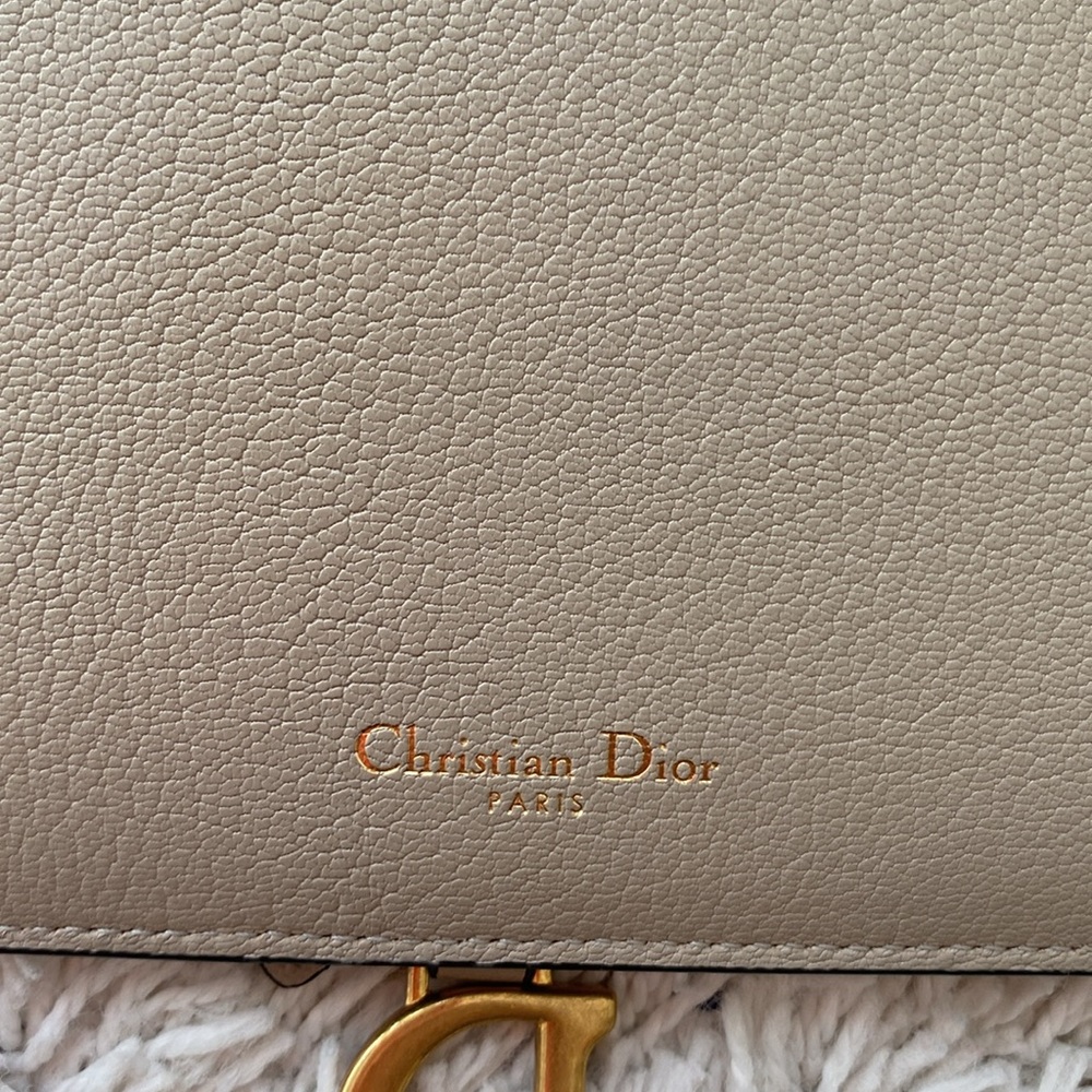 Dior saddle envelope clutch in giftable condition - Picture 4 of 14